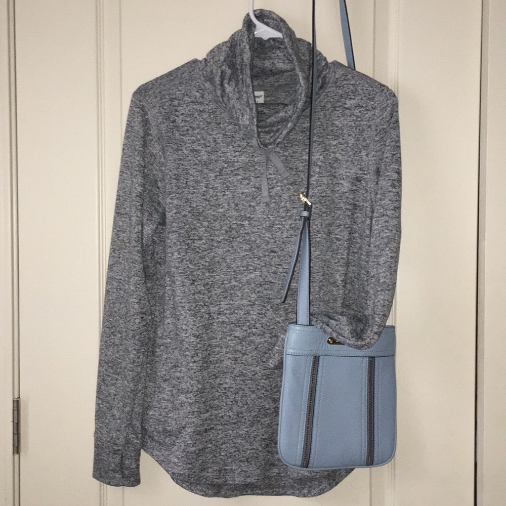 Old Navy Active Pullover